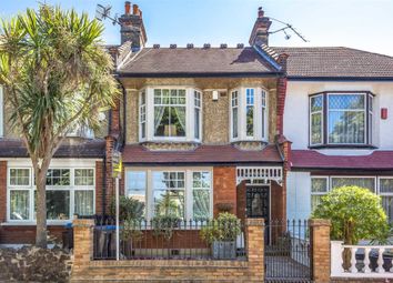 Thumbnail Terraced house for sale in Chimes Avenue, London
