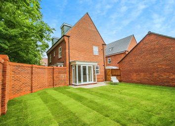 Thumbnail Detached house to rent in Heather Drive, Wilmslow, Cheshire