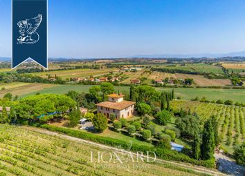 Thumbnail 6 bed villa for sale in Trequanda, Siena, Toscana