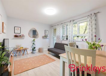 Thumbnail 3 bed flat for sale in Castlecombe Drive, London