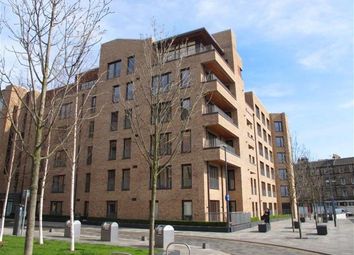 2 Bedrooms Flat to rent in Brandfield Street, Edinburgh EH3