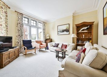 Thumbnail 3 bedroom flat for sale in New Kings Road, Parsons Green, London
