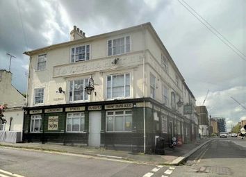 Thumbnail Flat for sale in The Terrace, Gravesend