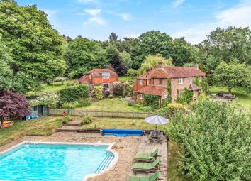 Thumbnail Farmhouse for sale in Dundale Road, Tunbridge Wells