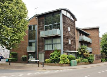 Thumbnail Flat for sale in Granville Road, St.Albans