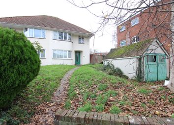 Thumbnail 5 bed semi-detached house to rent in Grosvenor Close, Southampton