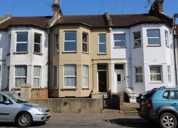 Thumbnail 3 bed flat to rent in Southchurch Avenue, Southend-On-Sea