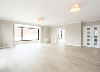 Thumbnail Flat for sale in Regent House, Windsor Way, Brook Green
