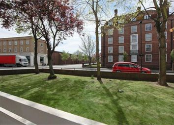3 Bedrooms Flat for sale in Union Grove, Stockwell / Brixton SW8