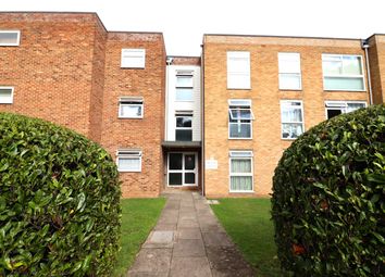 Thumbnail 2 bed flat to rent in Worcester Road, Sutton