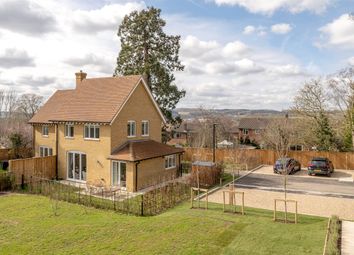 Thumbnail Detached house for sale in Oakley Gardens, Merstham