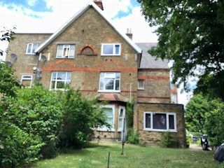 Thumbnail Flat for sale in Hounslow, Greater London