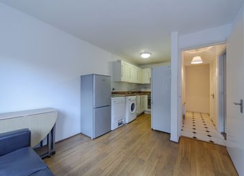 4 Bedrooms Flat to rent in Worcester Mews, West Hampstead NW6