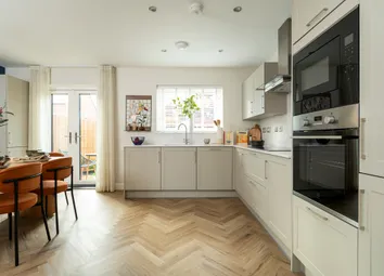Carefully Designed Kitchen To Maximise Storage