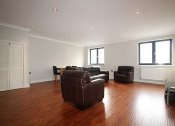 1 Bedrooms Flat to rent in Marden House, Batty Street, Aldgate East, London E1,