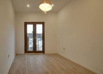 Thumbnail Room to rent in Rays Avenue, London