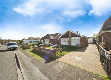 Thumbnail 2 bedroom detached bungalow for sale in Seamons Close, Dunstable