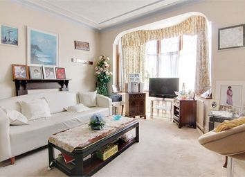 3 Bedrooms Semi-detached house for sale in Hillcrest Road, Walthamstow, London E17