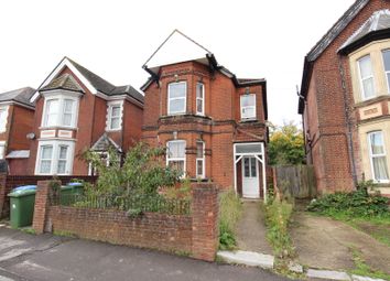 Thumbnail Semi-detached house to rent in Gordon Avenue, Southampton