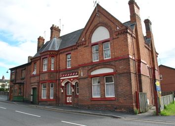 Thumbnail Flat to rent in Bargates, Whitchurch, Shropshire
