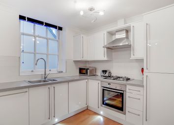 Thumbnail 1 bed flat to rent in College Hill, London