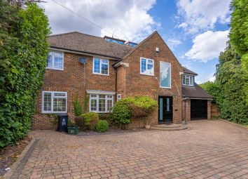 Thumbnail Detached house to rent in Birchdale, Gerrards Cross