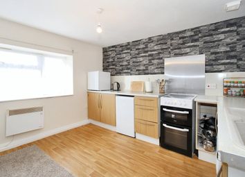 Thumbnail 2 bed maisonette for sale in Broadwater Crescent, Stevenage