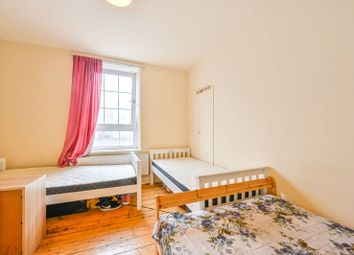 Thumbnail Flat for sale in Bewley St, Shadwell, London