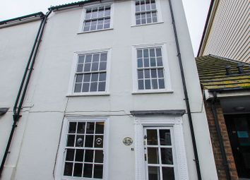 3 Bedroom Terraced house for rent