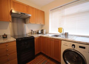 1 Bedrooms Maisonette to rent in Shortlands Close, Harlington, Middlesex UB3