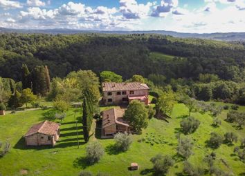 Thumbnail Country house for sale in Citta' Della Pieve, Città Della Pieve, Umbria