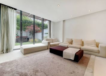 Thumbnail Property to rent in Page Mews, Battersea, London