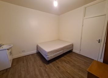 Thumbnail Room to rent in Queens Lane, Muswell Hill Broadway, London