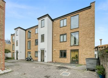 Thumbnail Flat to rent in Refectory Apartments, Lawrence Yard, London