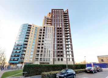 2 Bedrooms Flat for sale in Royal Docks West, London E16