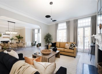 4 Bedrooms Equestrian property to rent in St Georges Court, Gloucester Road, London SW7