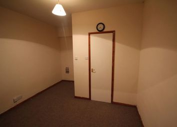 Thumbnail 1 bed flat to rent in Dallow Road, Luton, Bedfordshire