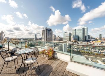 Thumbnail 3 bed flat to rent in New Providence Wharf, Canary Wharf