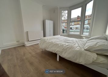 Thumbnail Room to rent in Barnwell Road, London