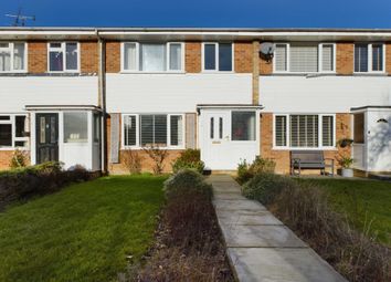 Thumbnail Terraced house for sale in Mere Close, Marlow