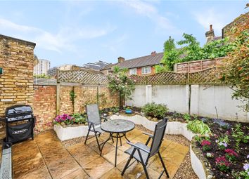 Thumbnail Flat for sale in Grantham Road, London