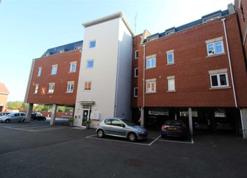 2 Bedrooms Flat for sale in Priory Court, Crouch Street, Colchester CO3