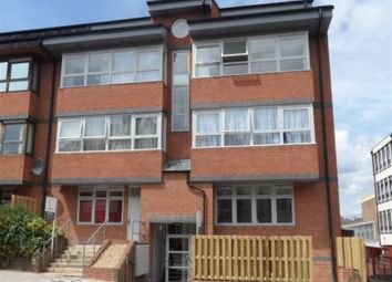 Thumbnail 2 bed flat to rent in Cardiff Road, Luton
