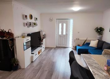 Thumbnail Flat for sale in Saunders Close, Ilford, Essex