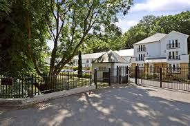 2 Bedrooms Detached house for sale in Hayle Mill Road, Tovil, Maidstone, Kent ME15