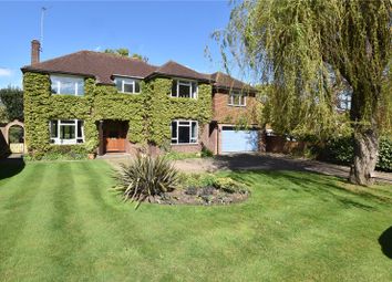 Thumbnail Detached house for sale in Hooke Road, East Horsley