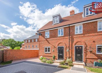 Thumbnail Town house for sale in Charity Way, Crowthorne