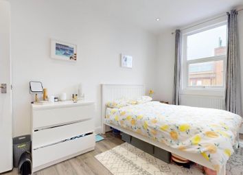Thumbnail Flat to rent in Brixton Road, Oval, London