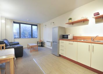 1 bed flat to rent in Chapel Street, Salford M3
