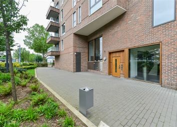 1 Bedrooms Flat to rent in Connaught Heights, 2 Agnes George Walk, London E16